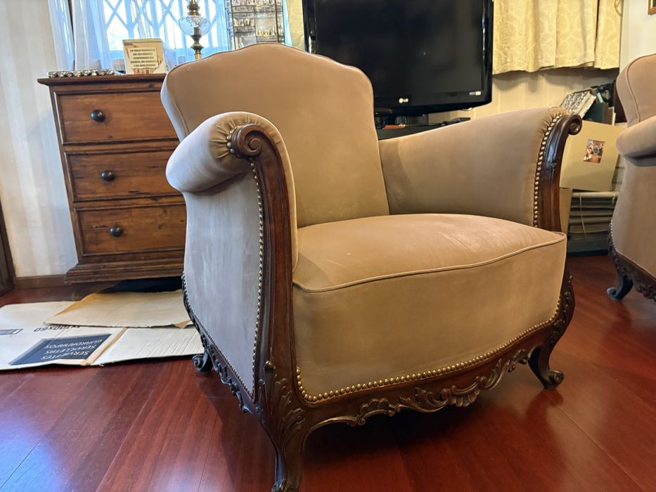 Sofas cj 3 com madeira trabalhada