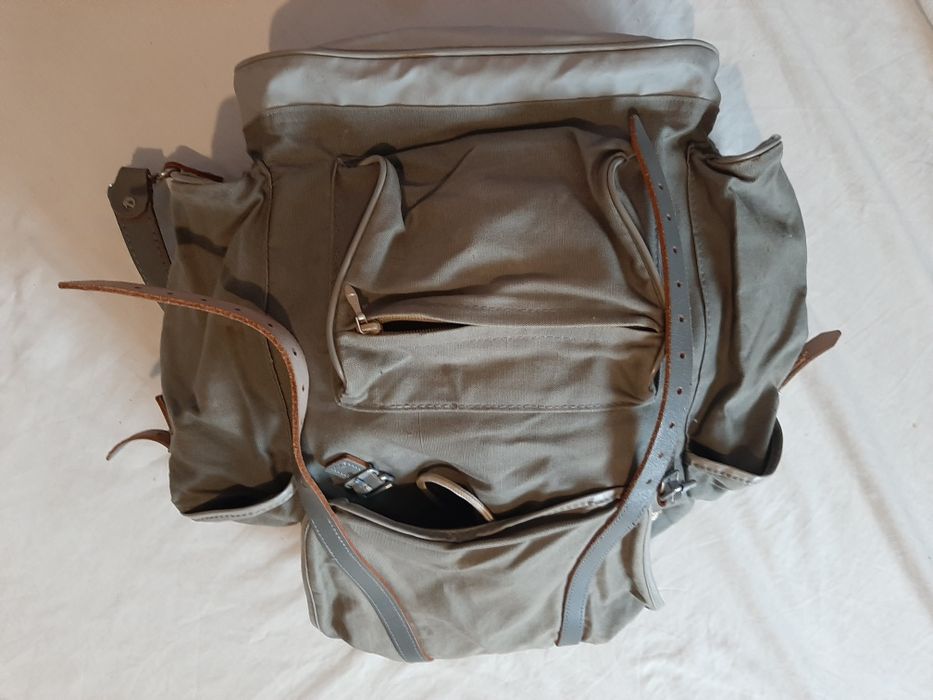 Plecak płócienny  starodawny, stelaż