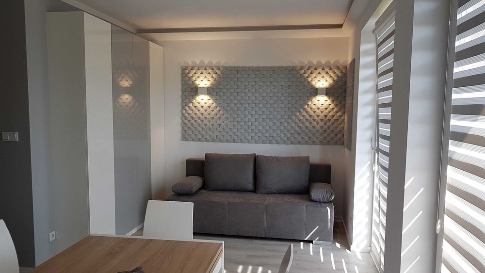 Nowoczesna kawalerka 30 m² w ścisłym centrum Kęt – Wysoki standard, balkon, parking i poddasze!