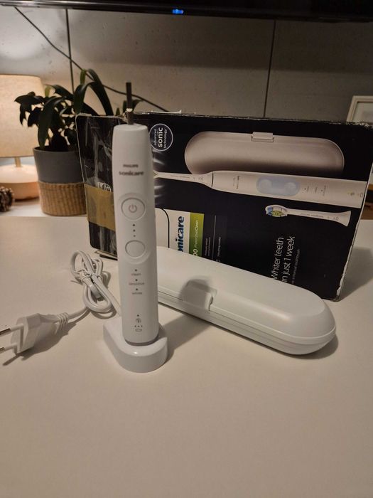 Philips Sonicare 6500 (HX741A)