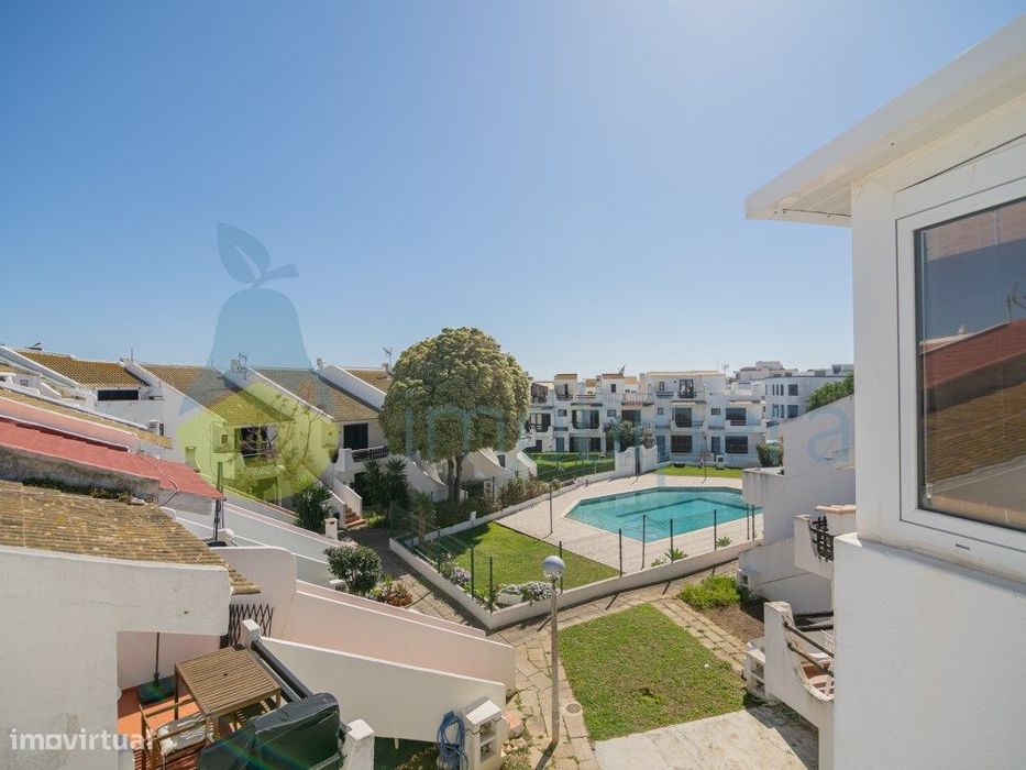Não Perca Esta Grande Oportunidade! Apartamento Totalmente Remodela...