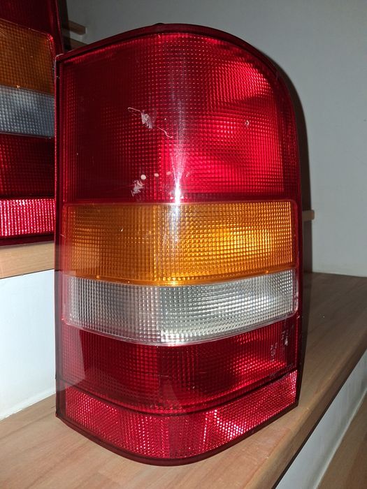 Lampy tylne merdedes vito