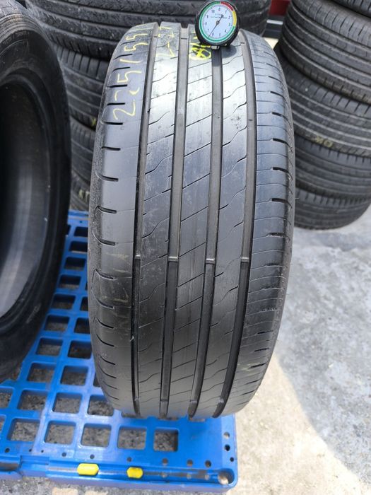 Opona Goodyear efficient grip performance 2 225/55/17 pojedynka