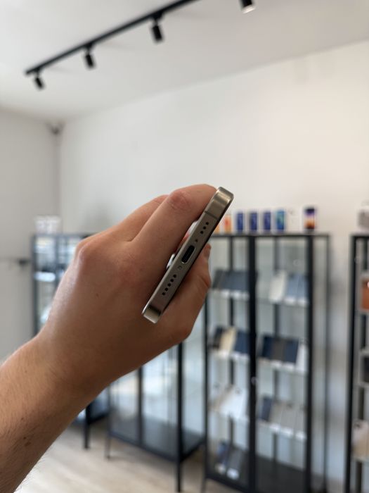 Telefon iPhone 15 PRO 128GB Szary Apple Gwarancja iTrade