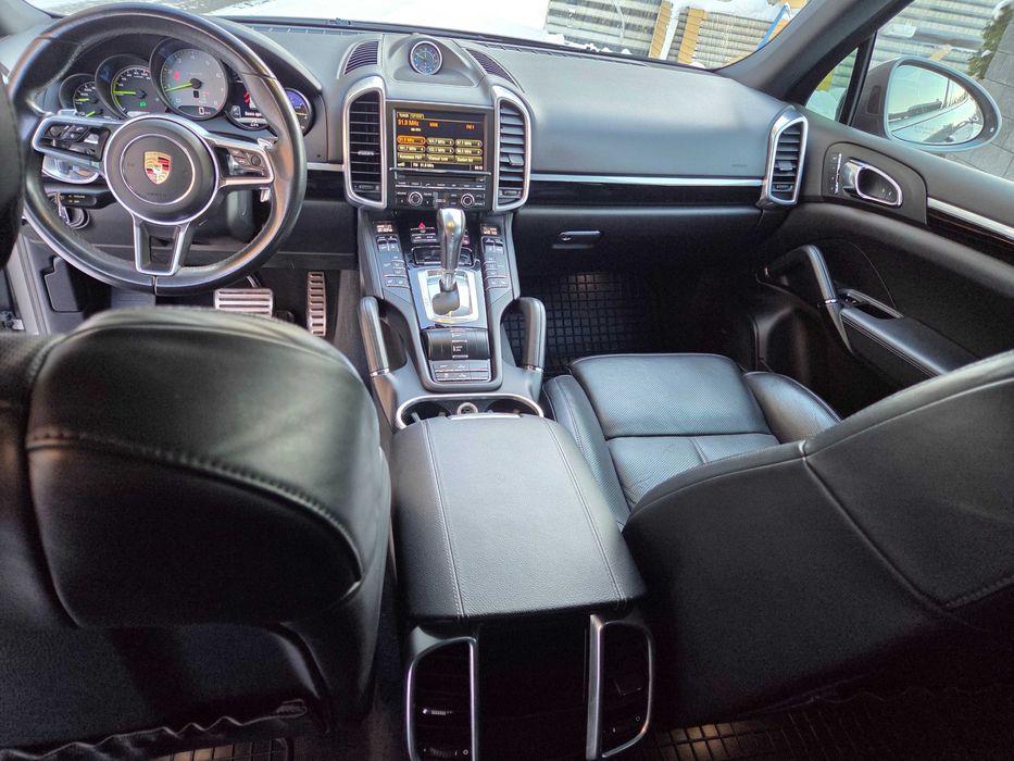 Porsche Cayenne 3.0 TFSI Hybryda