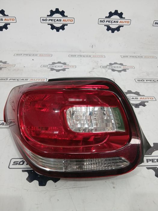 FAROLIM ESQUERDO PRETO CITROEN DS3 1.6VTI ANO: 2016