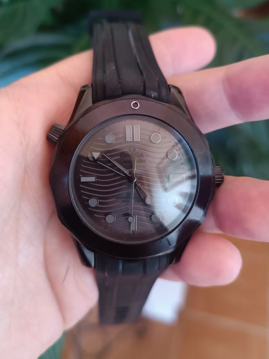 Relógio estilo ómega