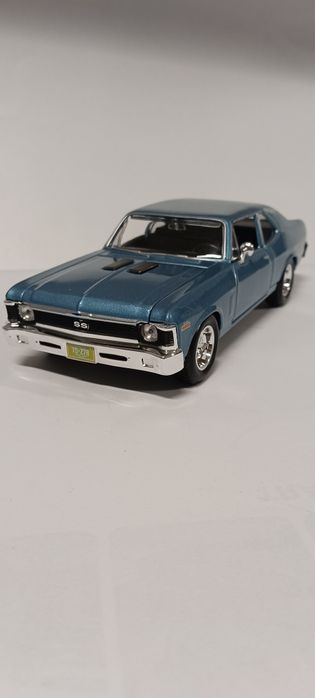 Carro Chevrolet Nova SS  1/24