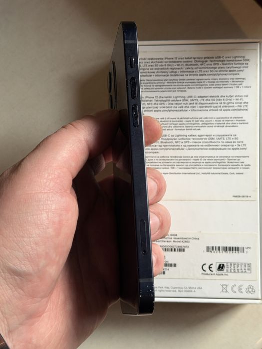 iPhone 12 black, bez blokad, bateria 87%, komplet