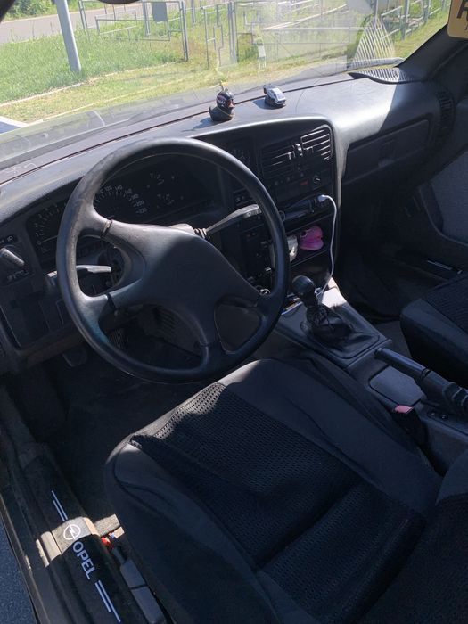 Opel omega А 1987