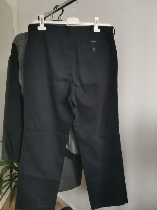 Męskie spodnie chinosy