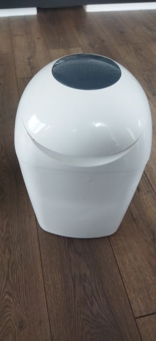 Kosz na zużyte pieluchy tommee tippee sangenic śmietnik