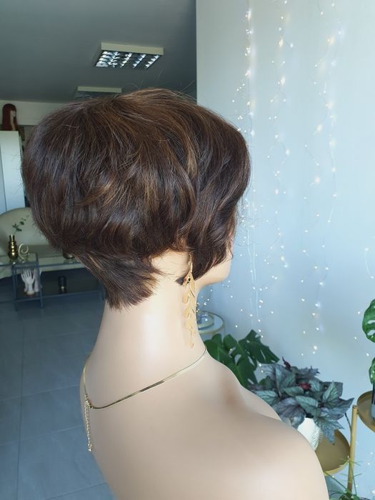 Krótka peruka z włosów naturalnych ludzkich w 100% Ela brąz refleksy