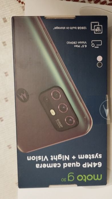 Sprzedam smartfon Motorola G30