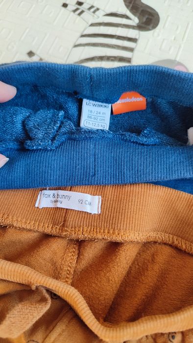 Продам пакет одягу штани на хлопчика костюм sinsay 86-92