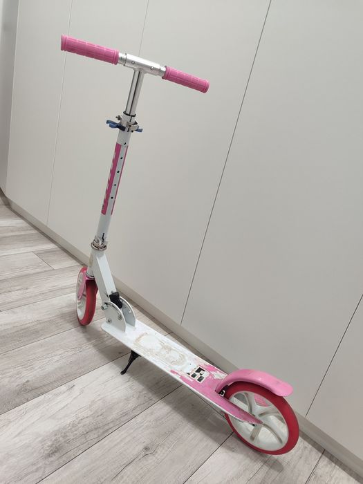 Продам самокат Scooter