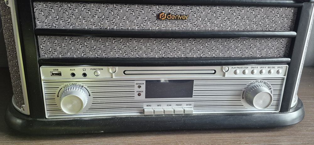 Gramofon DENVER MRD-51 Black Retro FM,CD,WI-FI...
