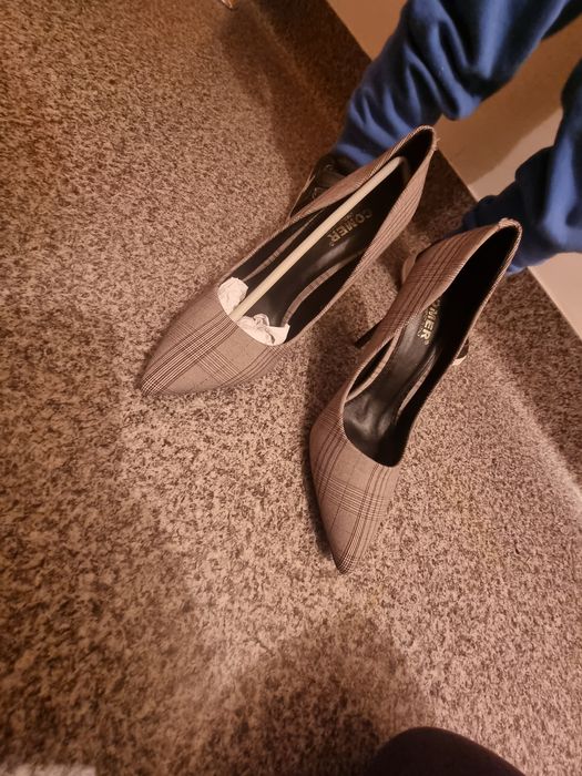 szpilki jasne szare 39