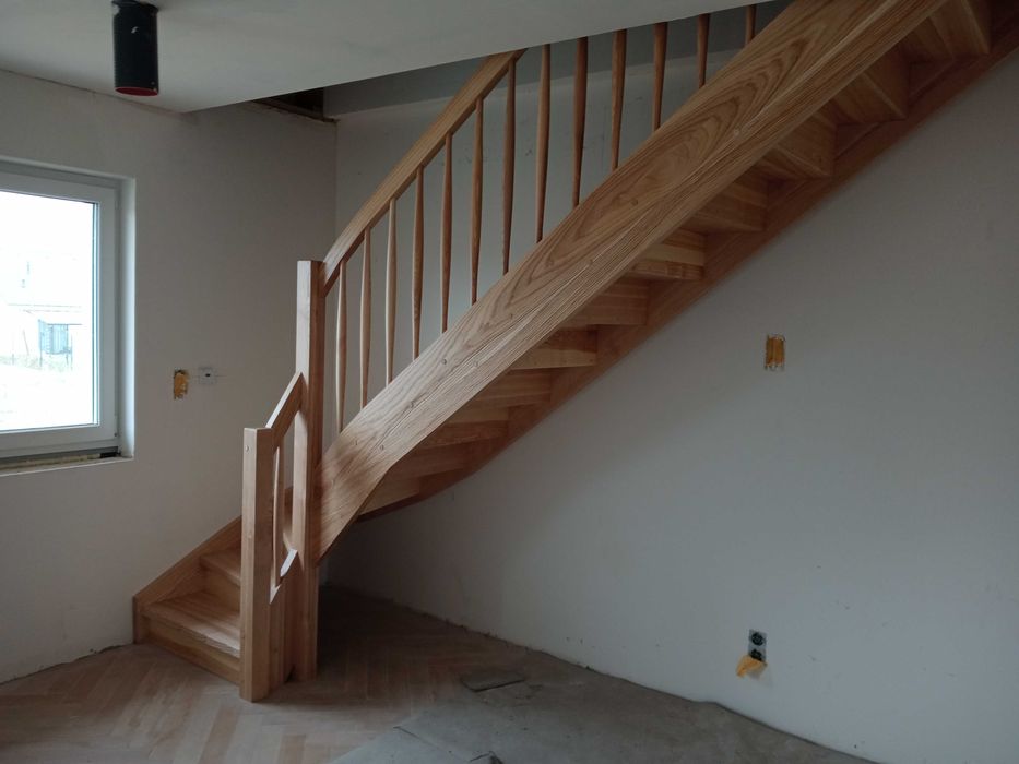 Schody wolnostojące Jesionowe