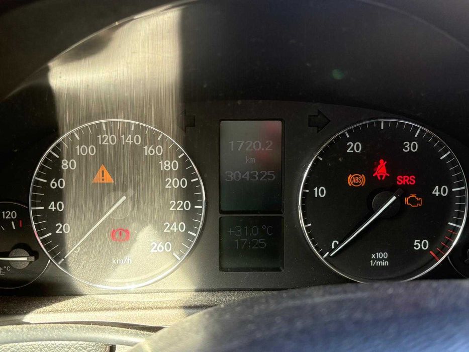 Carrinha Mercedes Benz