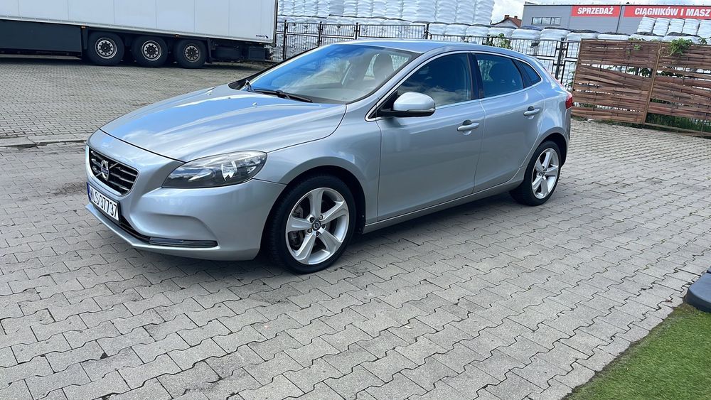 Volvo v40 d3 2.0