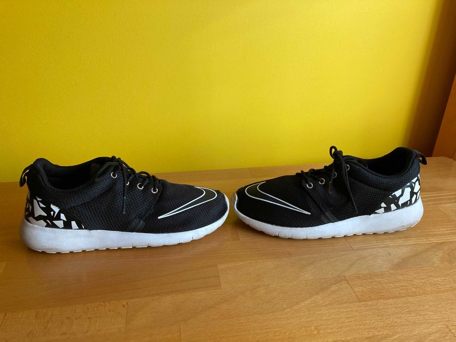 KA928 Nike Roshe One 38