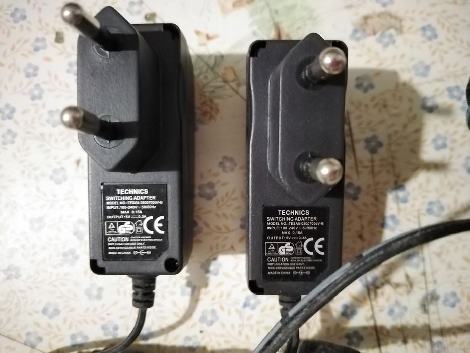 Vendo duas 2 fichas bom estado