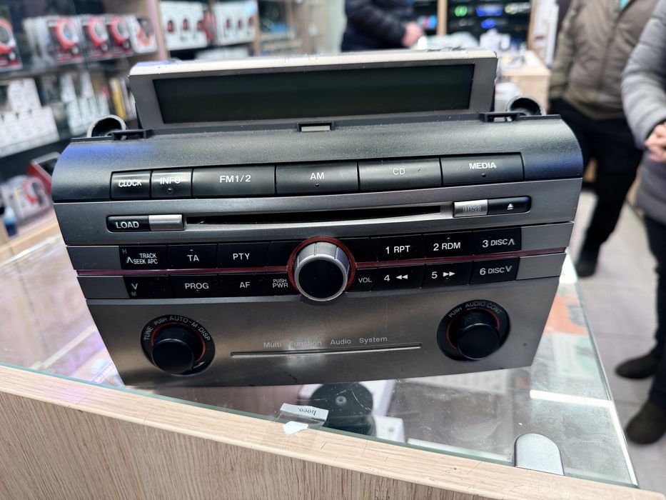 Штатна Магнітола Mazda 3 BK без верхнього екрану .