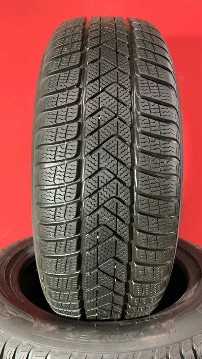225/55/17 Pirelli Winter Sottozero 3 RFT*