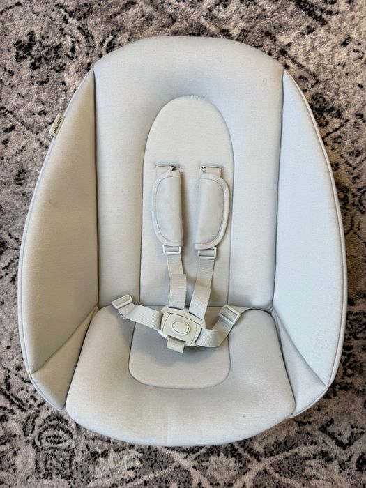 Maxi Cosi Zestaw dla noworodków Nesta Newborn Kit - Beyond Sky Grey