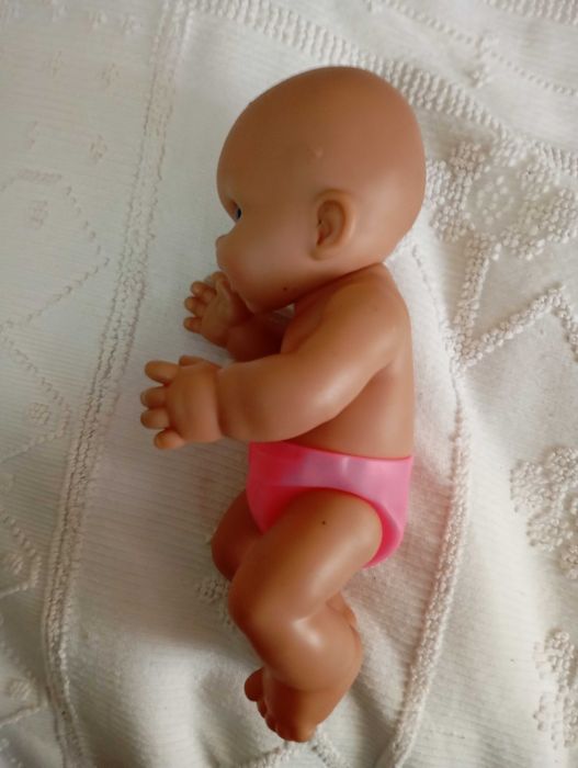 10€ Nenuco de borracha , entrego em rio tinto ou envio CTT