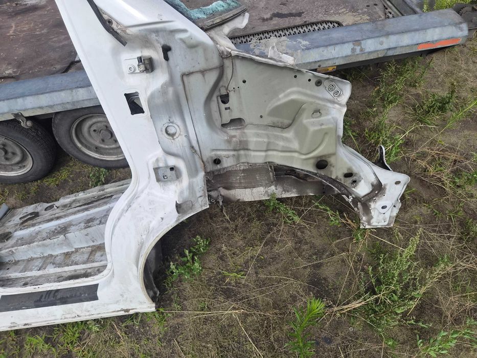 Ćwiartka prawy przód bok fartuch poszycie prawa strona pasażera VW T6