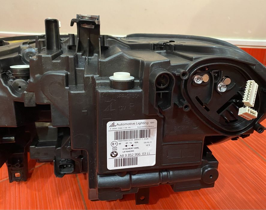 Фара ліва права BMW X7 G07 Laser LED Європа - LED Америка