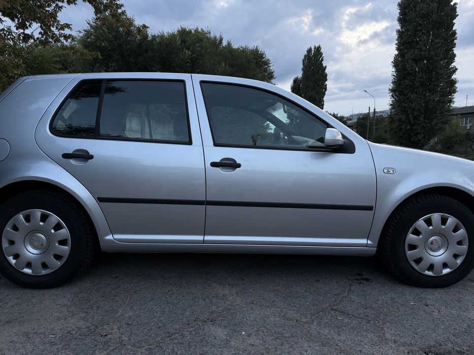 Продам Гольф 4 2003 року