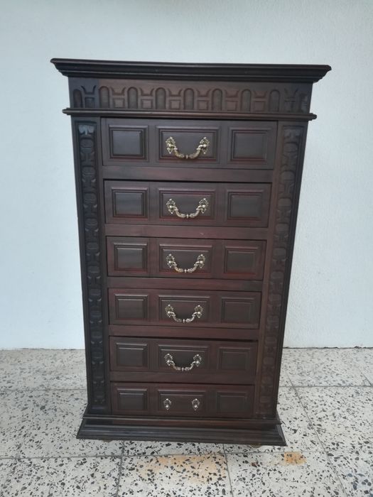 Móvel Camiseiro mogno maciço