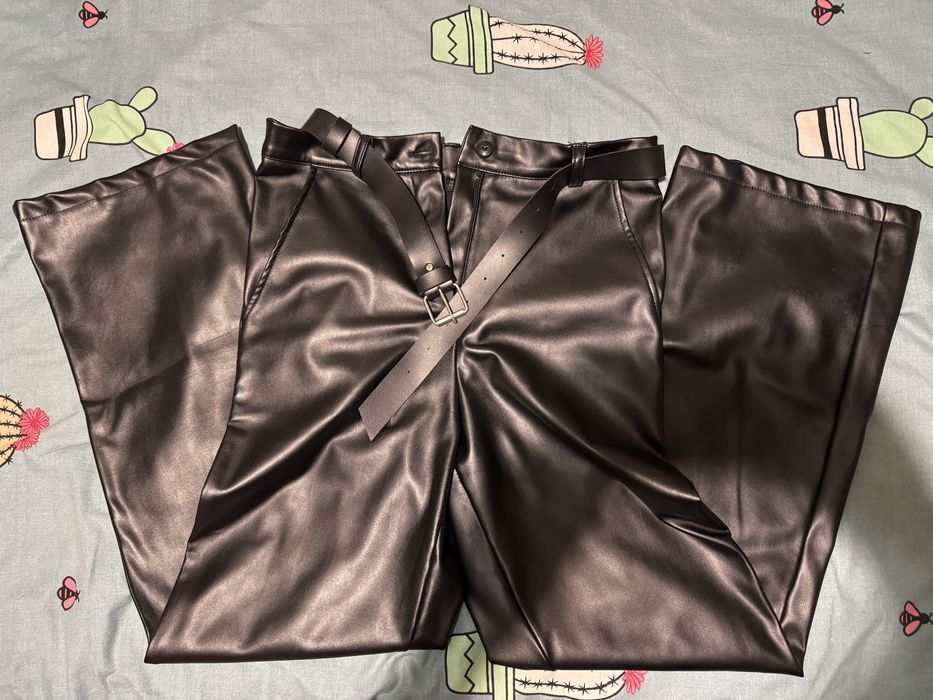 Штани еко-шкіра.