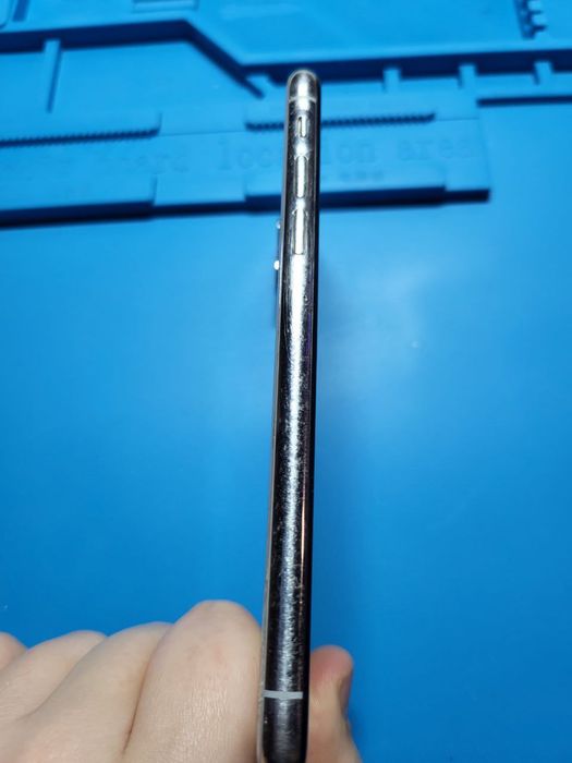 Айфон хс на 256 гб акб 100% возможен торг