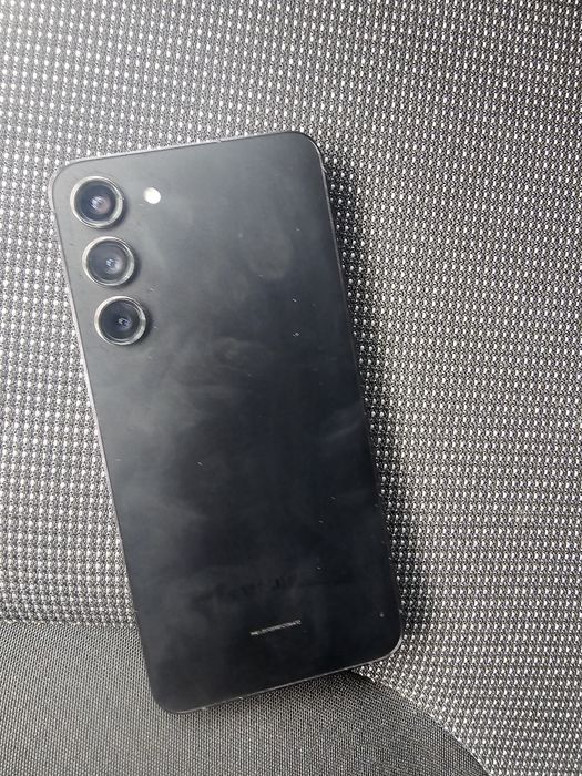 Samsung S23 Plus como novo