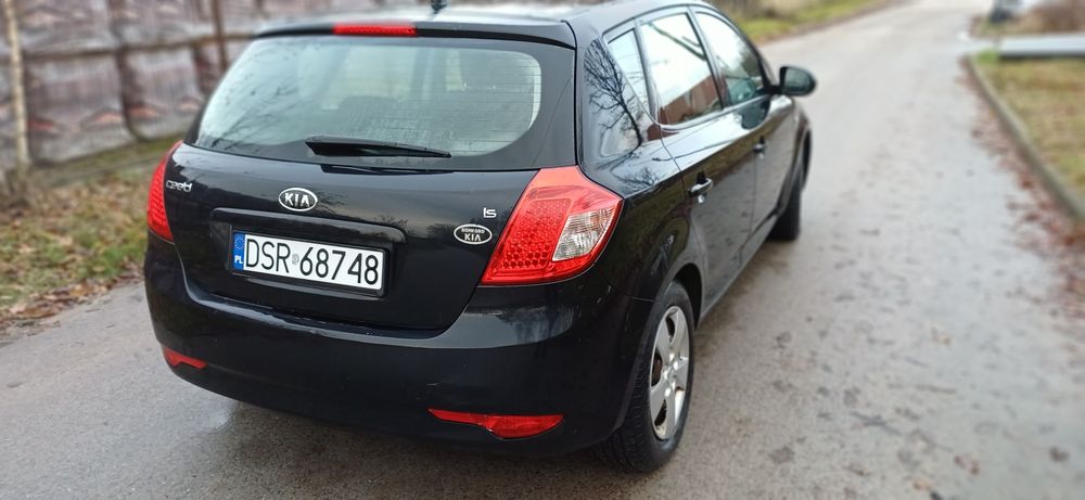 Kia ceed 2011 rok