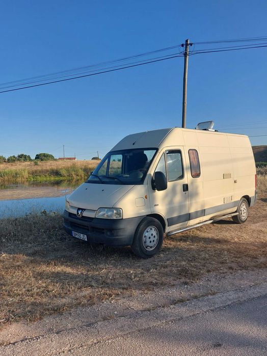 Peugeot Boxer L2H2 Campervan – Pronta para Partir à Aventura!