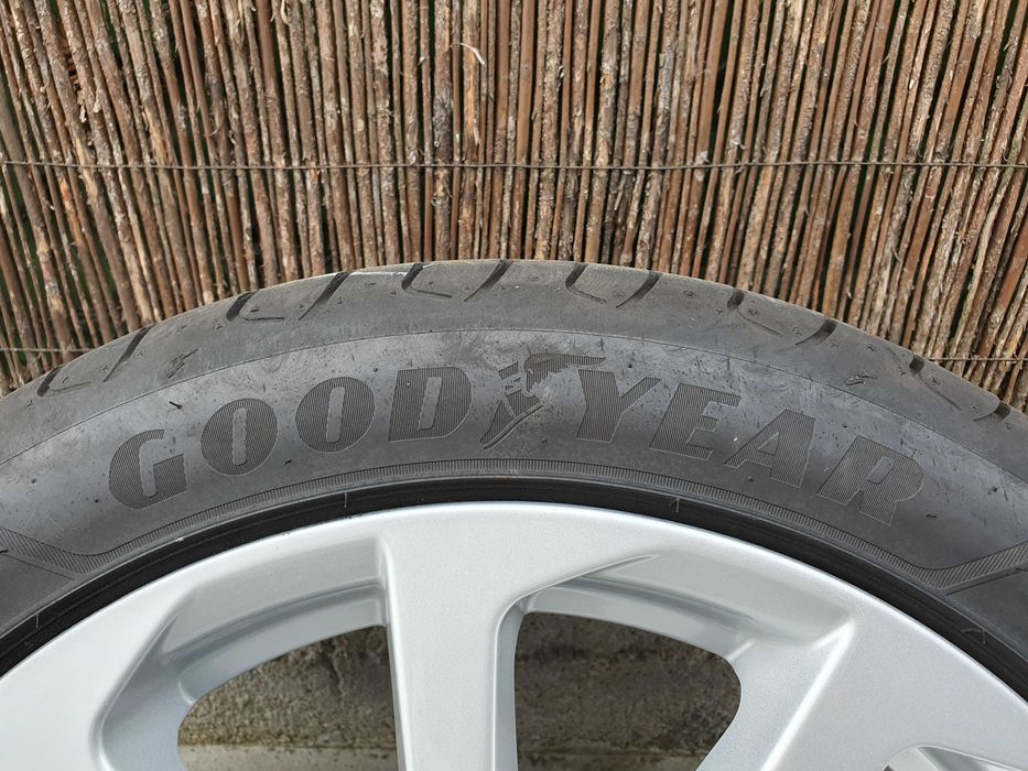 4x Oryginalne koła 17-stki Audi A3 5x112 225/45/17 Good/Year 7,2mm idealne!