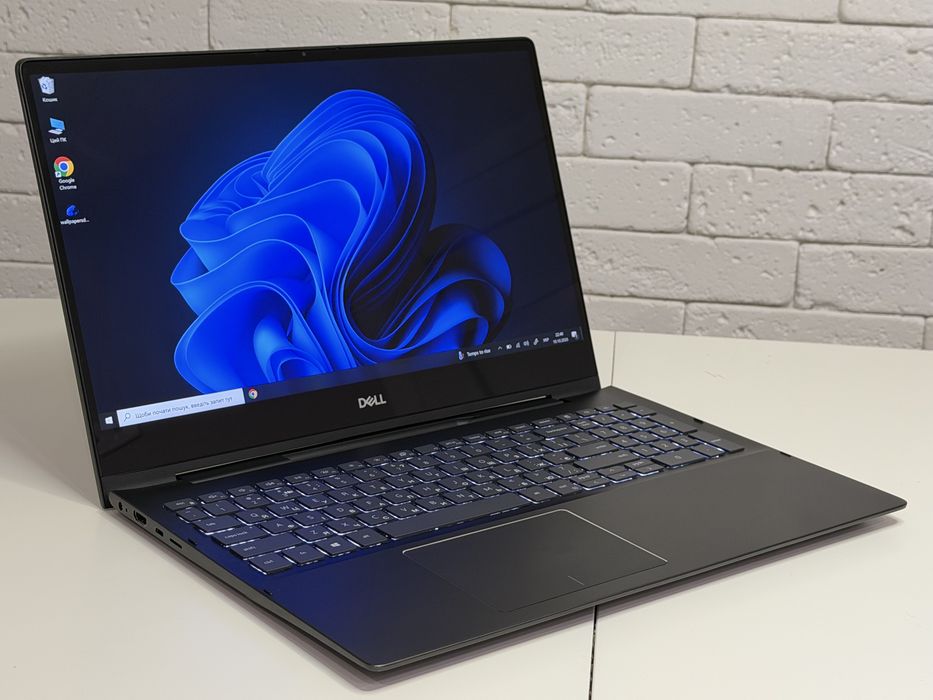 Dell Inspiron 7591/4K/Multi-Touch/i7-10510U/8 GB DDR4/256 GB SSD/MX250