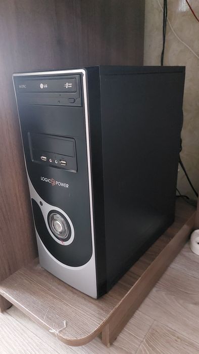 Стационарный компьютер