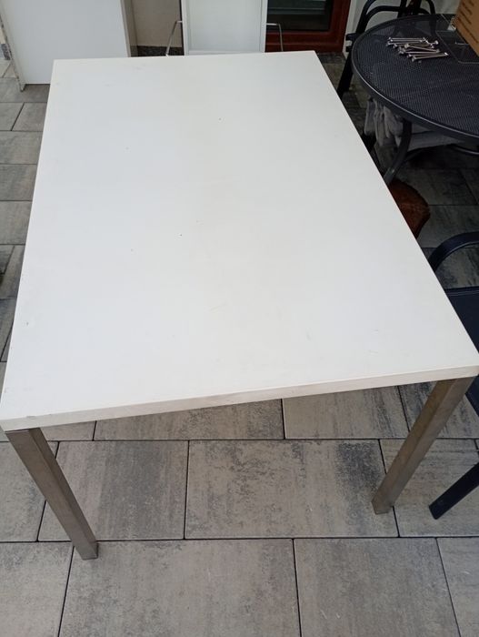 Stół metalowy solidny szer.85 dł.130 wys 74