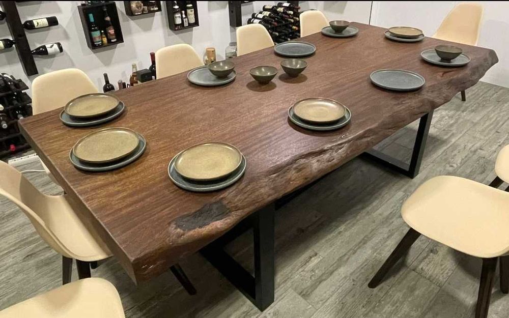 Mesas rústicas em prancha única.Mesa de jantar em madeira maciça sob Medidas.Solid wood dining table