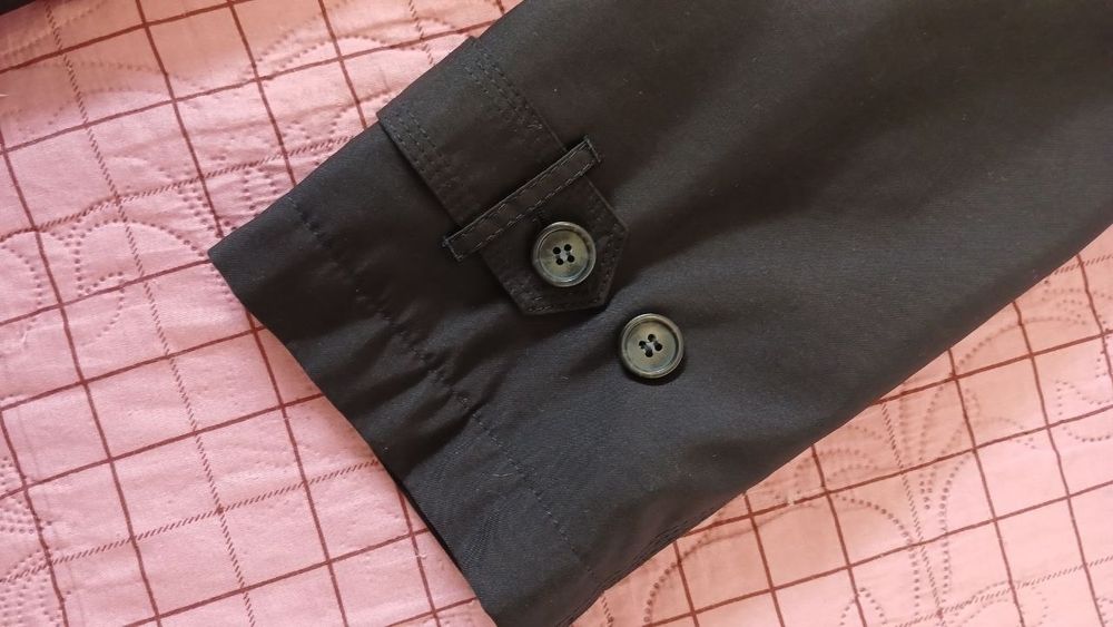 Чоловічий плащ . розмір М