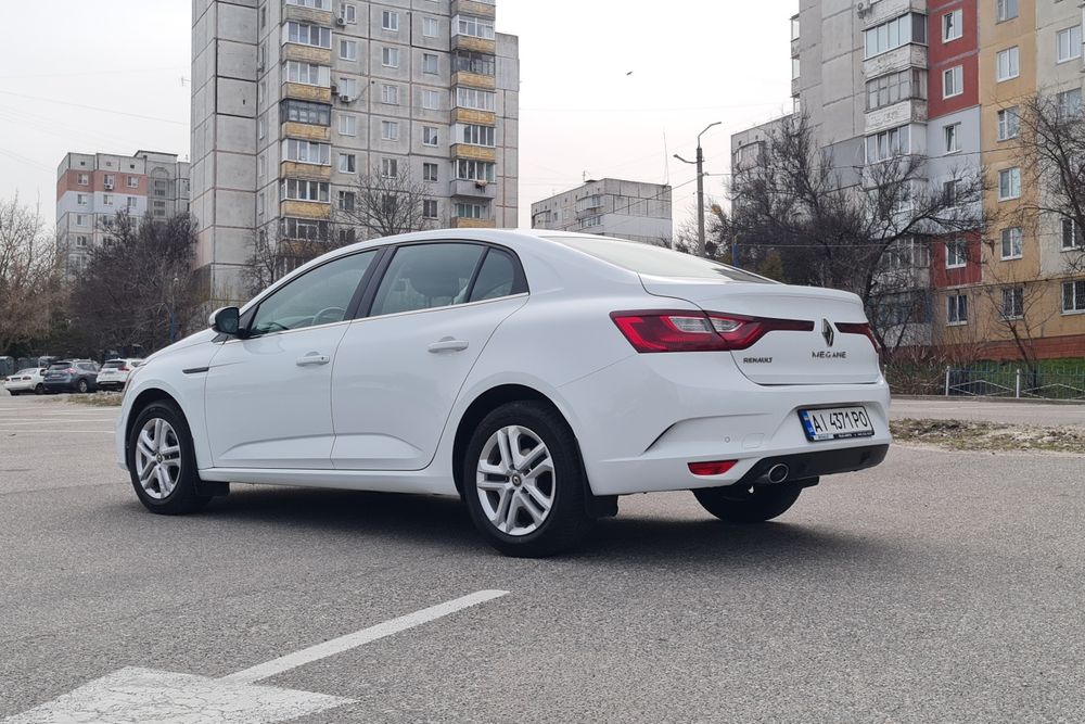 Renault Megane Sedan
