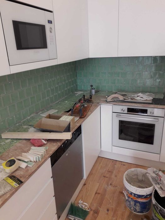 Empresa Melhoria 100 limites UNIP Ltda const, quer renovar a sua casa? Nós fazemos tudo, remodelação completa, pinturas, canalização, cozinha e wc
