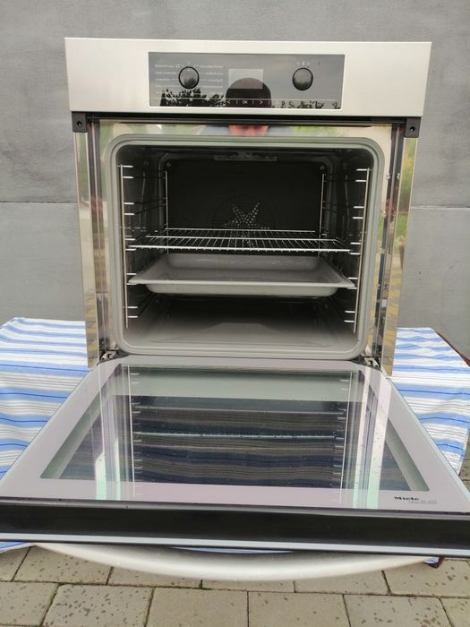 Духовий шкаф MIеle  H 5144B