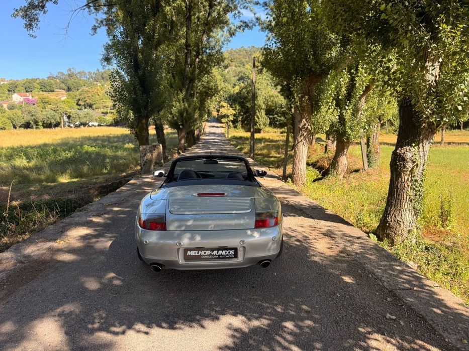 Porsche 911 (996) Carrera 4 Cabrio